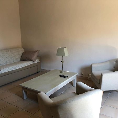 Aux Pieds Des Arenes Apartman Arles Kültér fotó