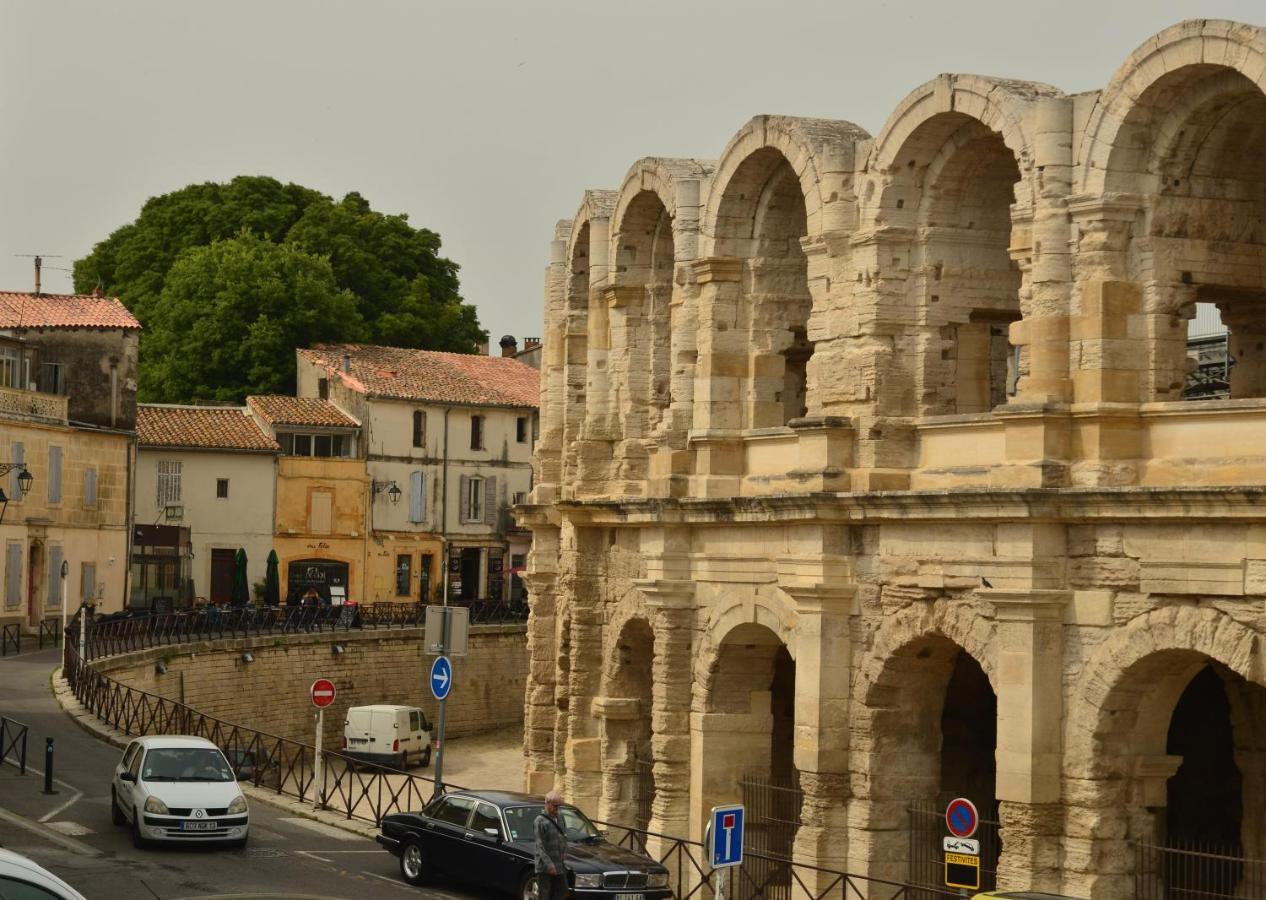 Aux Pieds Des Arenes Apartman Arles Kültér fotó