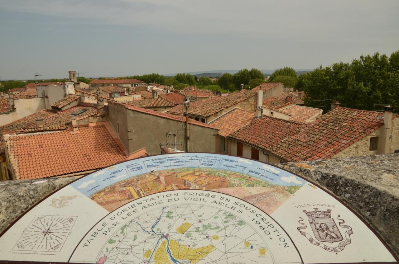 Aux Pieds Des Arenes Apartman Arles Kültér fotó