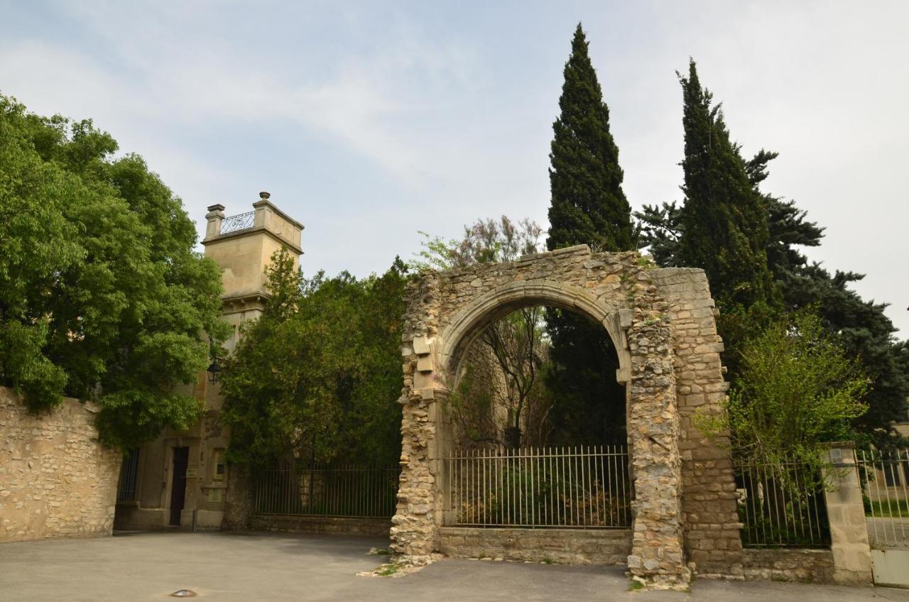 Aux Pieds Des Arenes Apartman Arles Kültér fotó