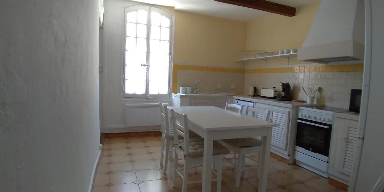 Aux Pieds Des Arenes Apartman Arles Kültér fotó