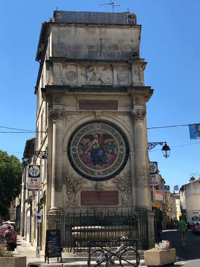 Aux Pieds Des Arenes Apartman Arles Kültér fotó