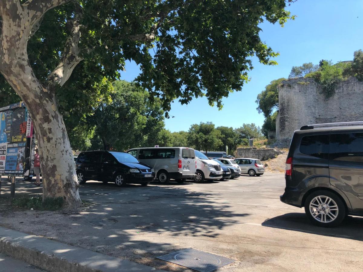 Aux Pieds Des Arenes Apartman Arles Kültér fotó